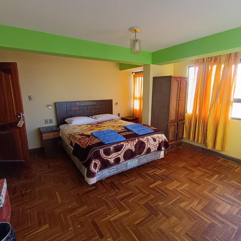 Hostal Cáceres - Double Room with Private Bathroom - 14