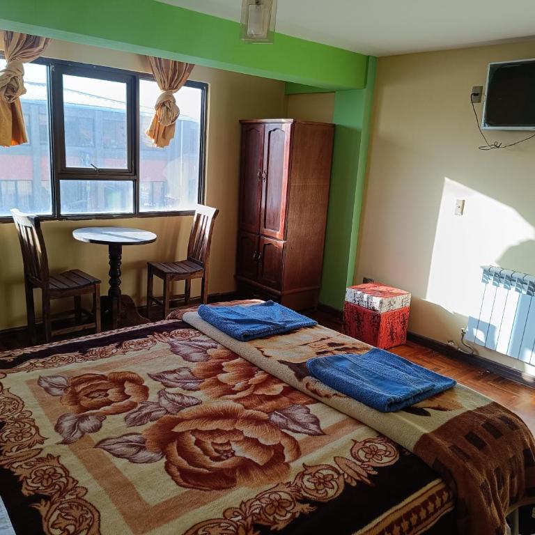 Hostal Cáceres - Double Room with Private Bathroom - 16