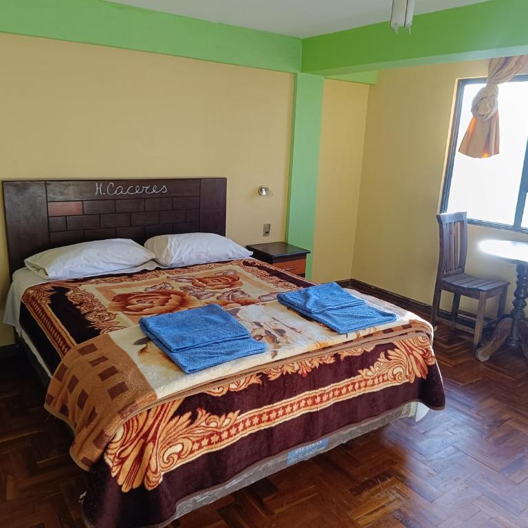 Hostal Cáceres - Double Room with Private Bathroom - 17