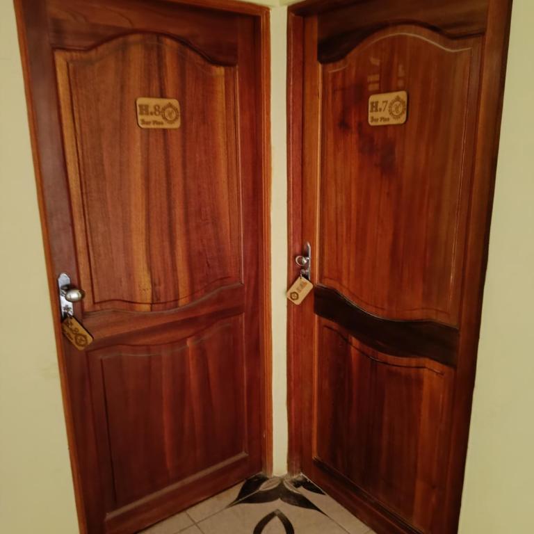 Hostal Cáceres - Double Room with Private Bathroom - 22