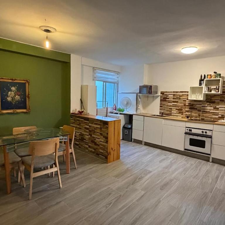 Quiet apartment in a good location with WiFi - Apartment mit 2 Schlafzimmern - 6
