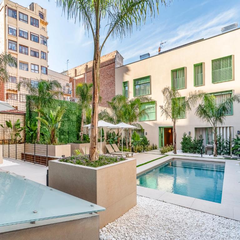 Premium ValeSmart - Apartamento Deluxe de 2 dormitorios con vistas al jardín - 2