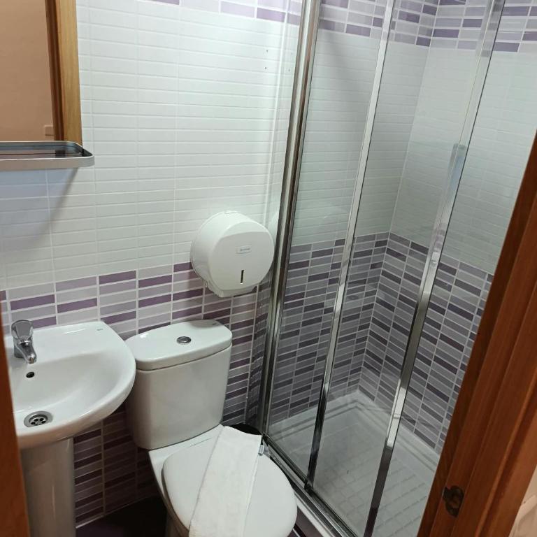 Hostal My Stay Madrid - Doppelzimmer mit Gemeinschaftsbad - 2