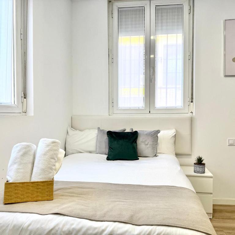 Apartamentos Madrid Connection - Universidad by Oshun Apartments - Studio-Apartment - 10