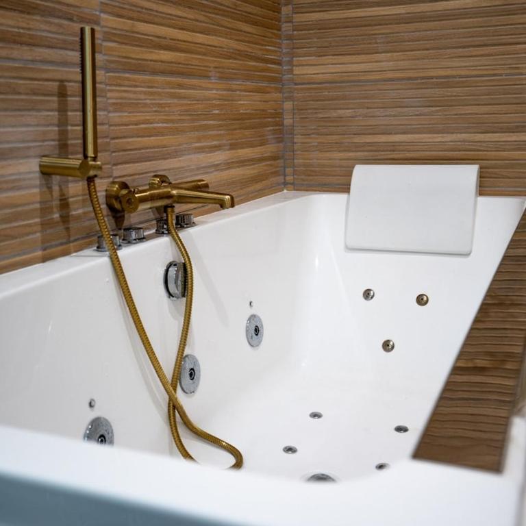 La Bulle d'Or T3, train station, parking, whirlpool and air conditioning - Apartment mit 2 Schlafzimmern - 7