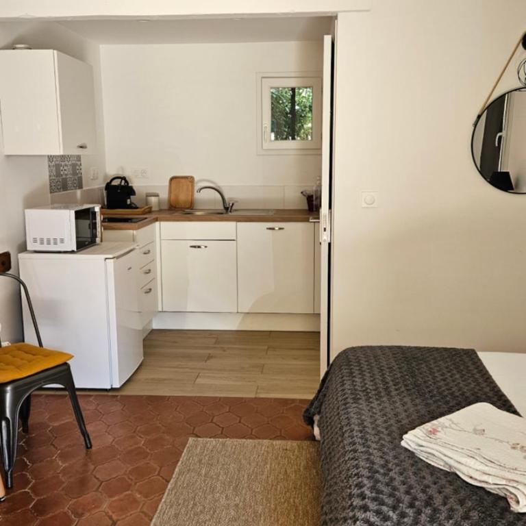 Li Cabanoun, Studios au Soleil Issambres Sainte-Maxime à 3min de la plage à pied - Studio mit Terrasse - 12