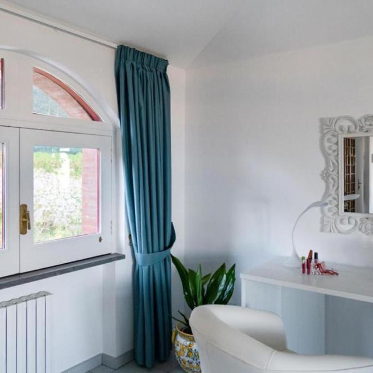 SorrentoVibes - Sea view Rooftop Apartment with Jacuzzi & Garden - Appartamento con 2 Camere da Letto - 29