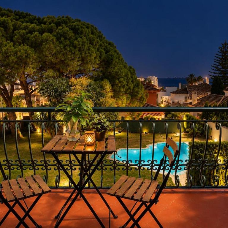 Villa Arroyo - Renovated Apartment for 6 with Sea Views and Two Terraces - Two-Bedroom Apartment - 24