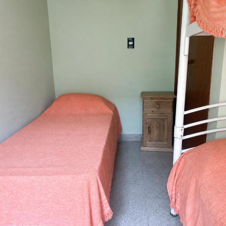 La vieja esquina - Cama Individual en habitación compartida femenina - 2