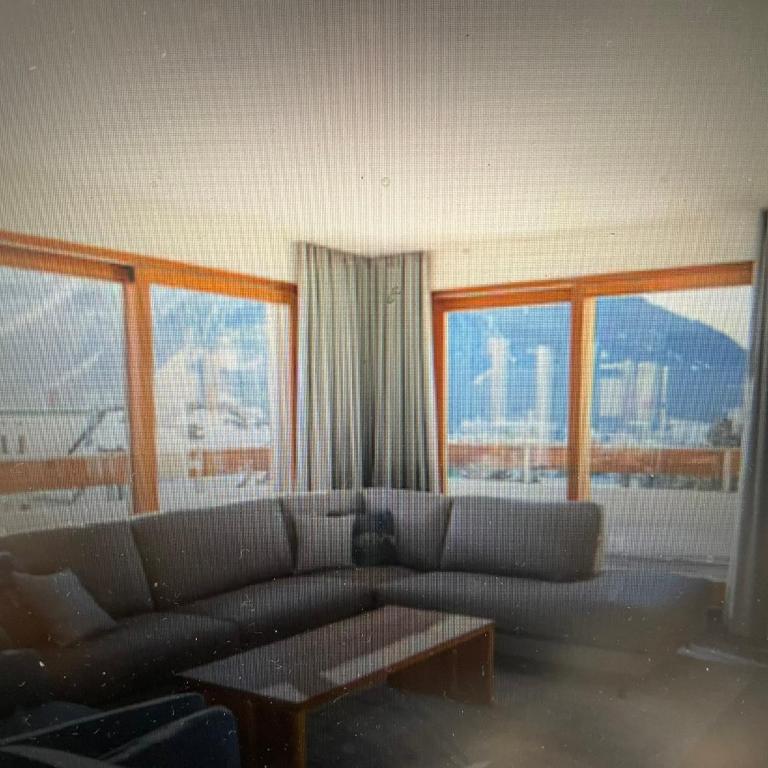 Cozy Family Home - Penthouse-Apartment - 13