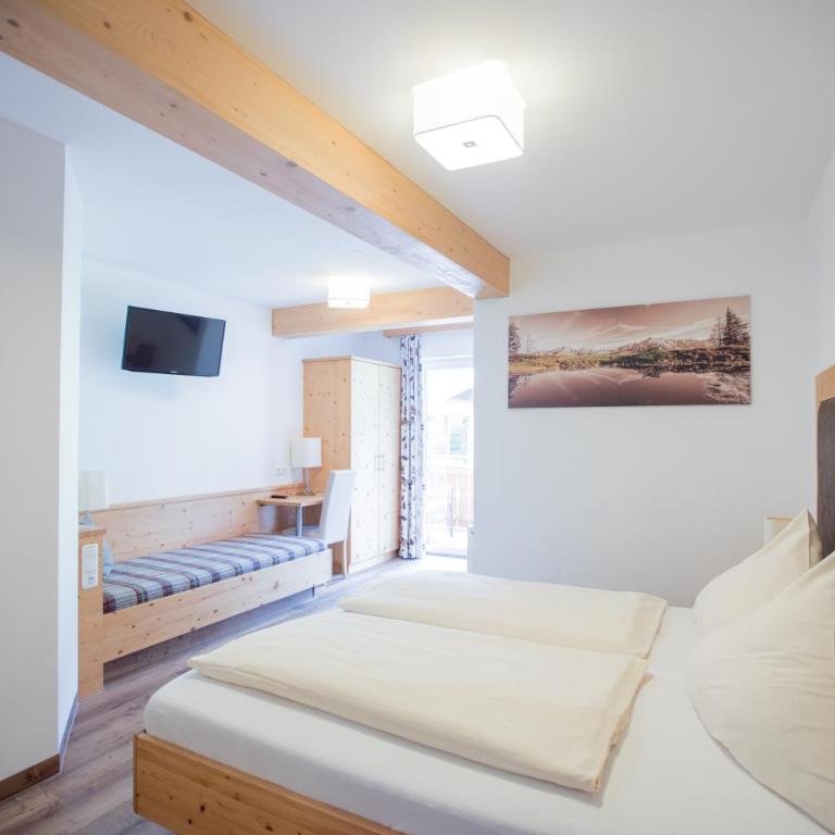 Hotel Ennskraxblick - Doppelzimmer mit Balkon - 1