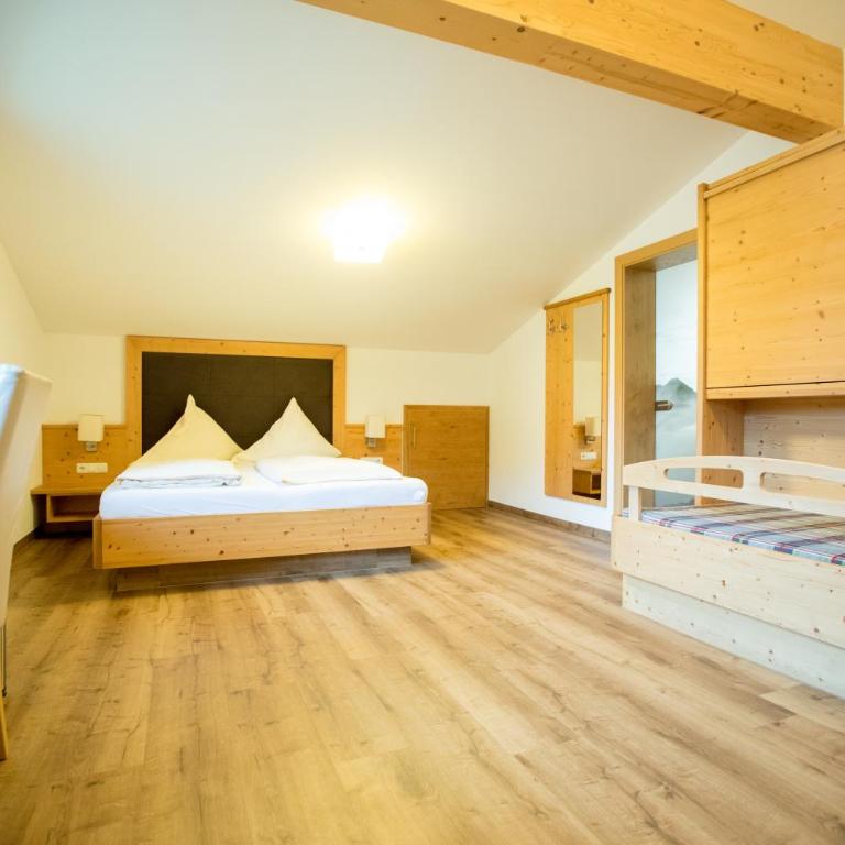 Hotel Ennskraxblick - Apartment mit 1 Schlafzimmer und Balkon - 8