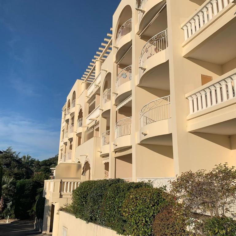 Sunny terrace apartment seaview, free parking - Appartement 2 Chambres - 13