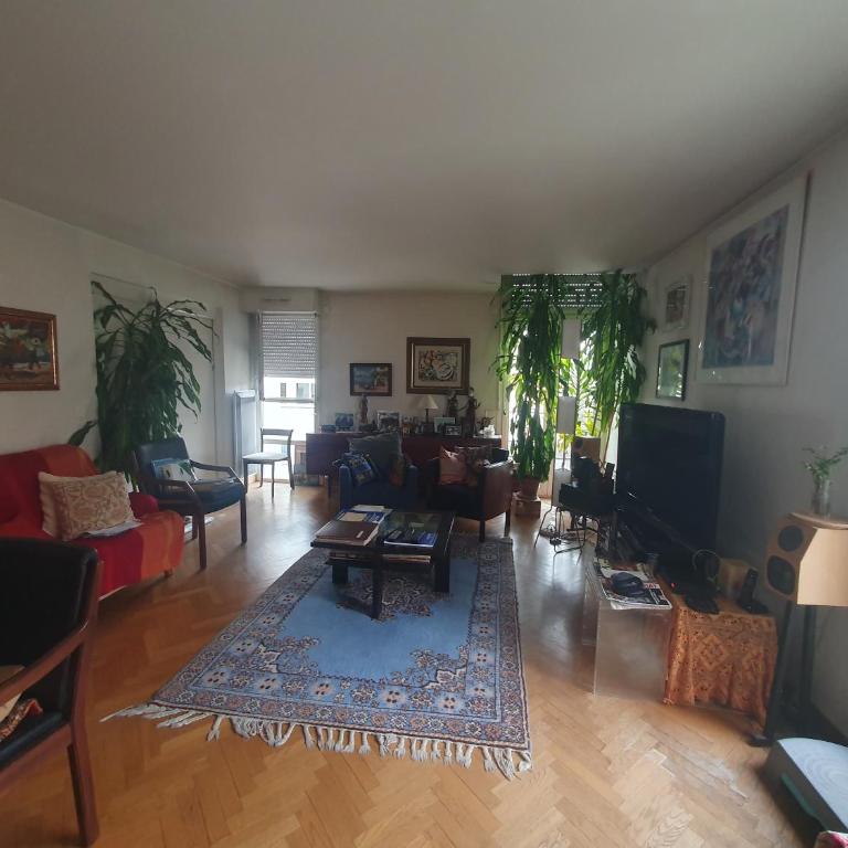 13 m2 bedroom in a fully equipped 126 m2 apartment - Chambre Double - 1