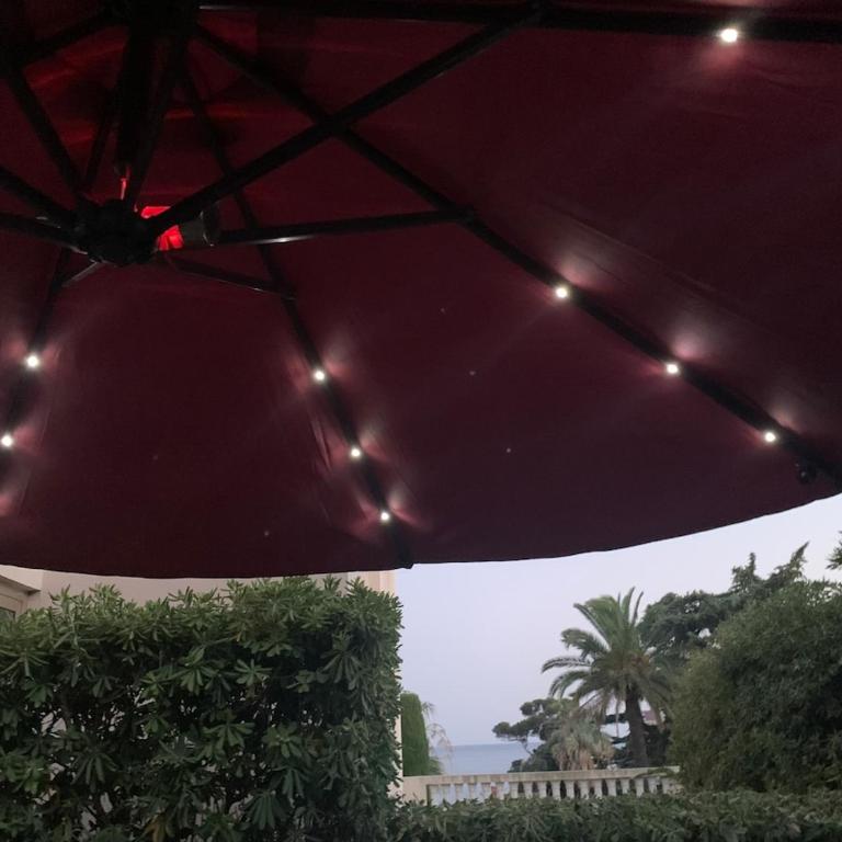 Sunny terrace apartment seaview, free parking - Appartement 2 Chambres - 33