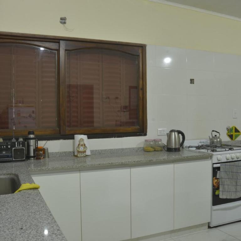 Casa centro Las Flores - Three-Bedroom House - 16