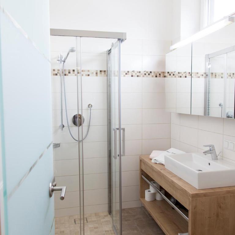 Hotel Ennskraxblick - Doppelzimmer mit Balkon - 6