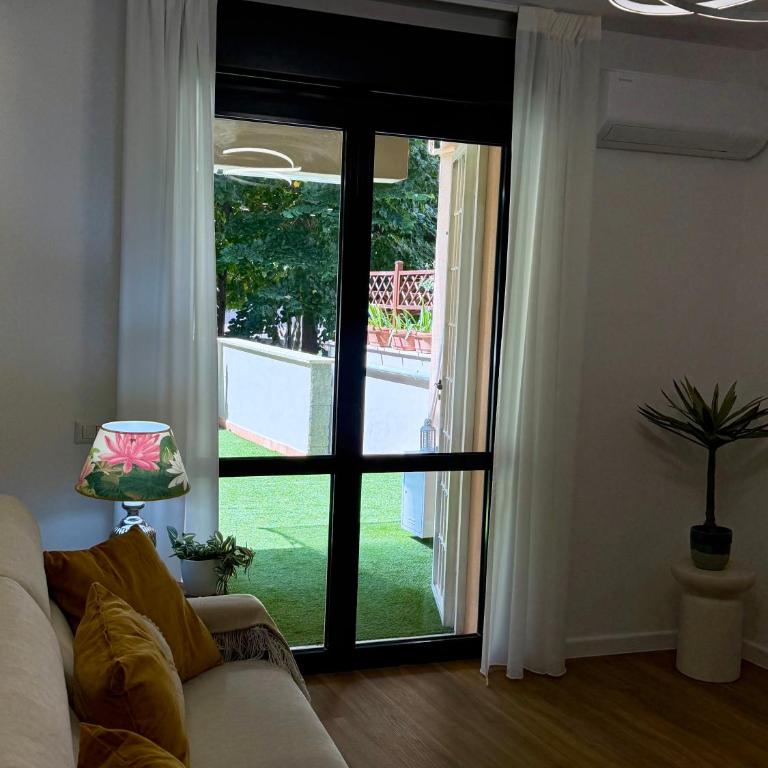 Giardini di Marzo Casa Vacanza Eur - Appartamento con 1 Camera da Letto e con Giardino - 10