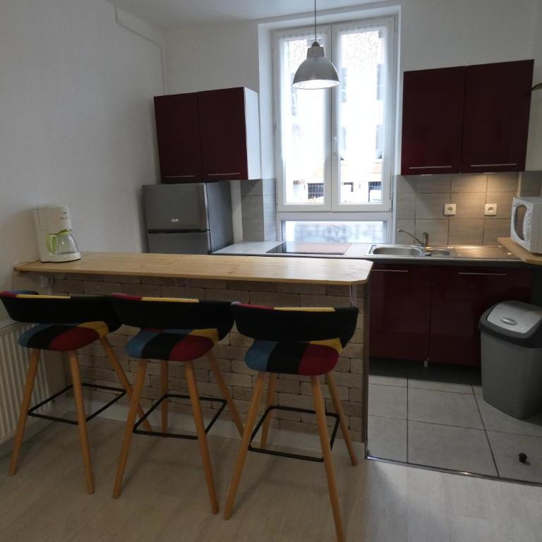 Beau F3 proche hôpital central, foire exposition - Appartement 2 Chambres - 12