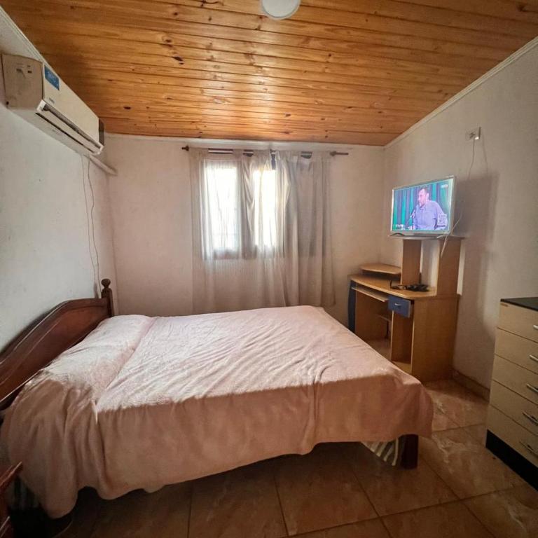 Casa a media cuadra de la Costanera - Casa de 3 dormitorios - 2