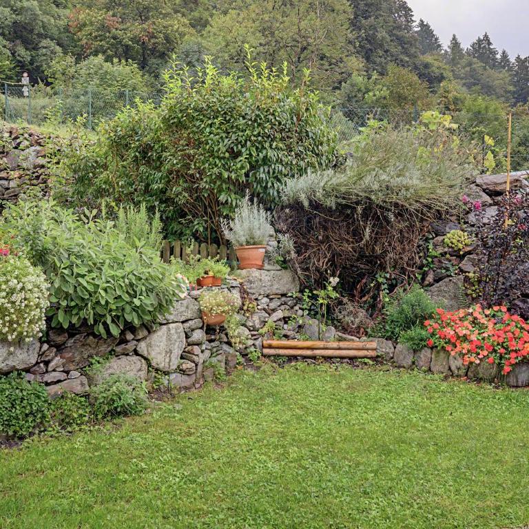Fiore dell'Alpe - Three-Bedroom Premium Apartment with Balcony - 27