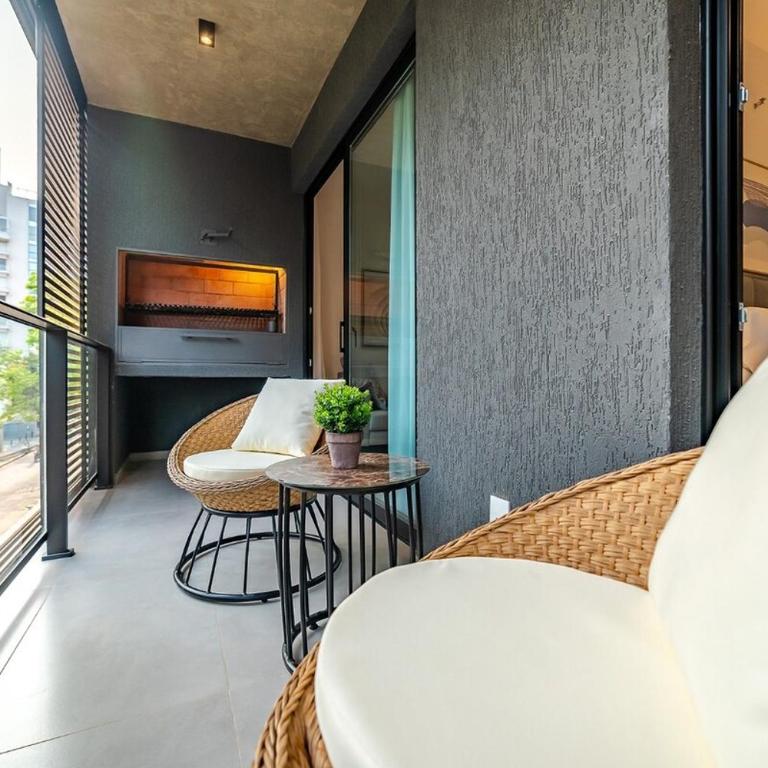 1A Steps from Shopping del Sol and Paseo La Galería! - One-Bedroom Apartment - 1