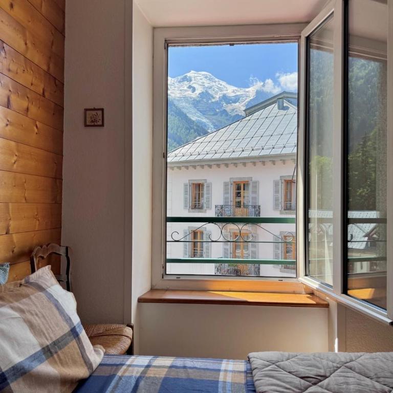 Historic Chamonix Flat - Mont Blanc View with Balcony - Appartement 1 Chambre avec Balcon et Vue sur les Montagnes - 1