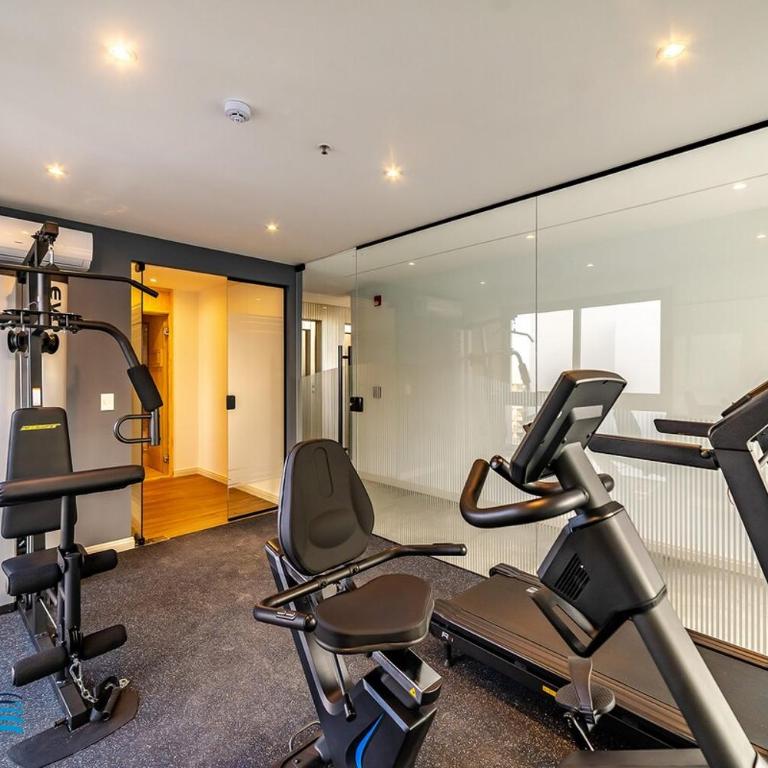 1A Steps from Shopping del Sol and Paseo La Galería! - One-Bedroom Apartment - 18