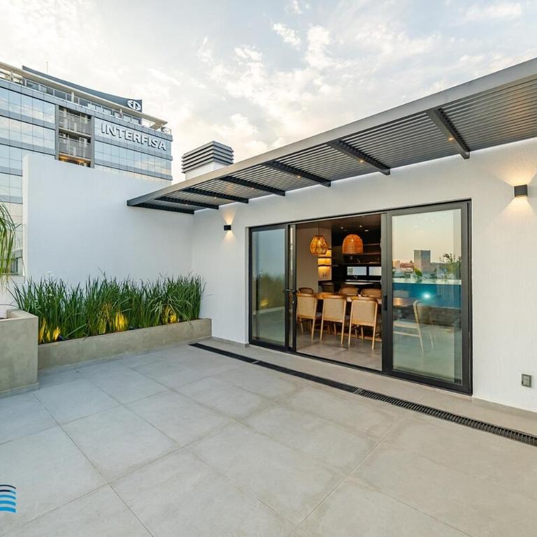 1A Steps from Shopping del Sol and Paseo La Galería! - One-Bedroom Apartment - 29