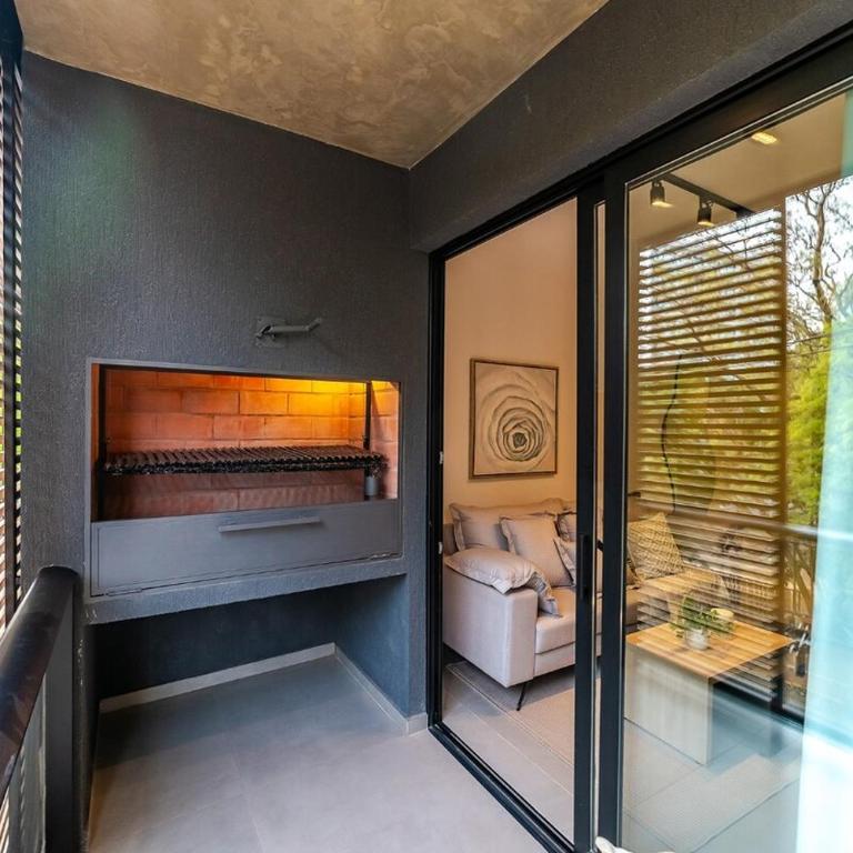 1A Steps from Shopping del Sol and Paseo La Galería! - One-Bedroom Apartment - 45