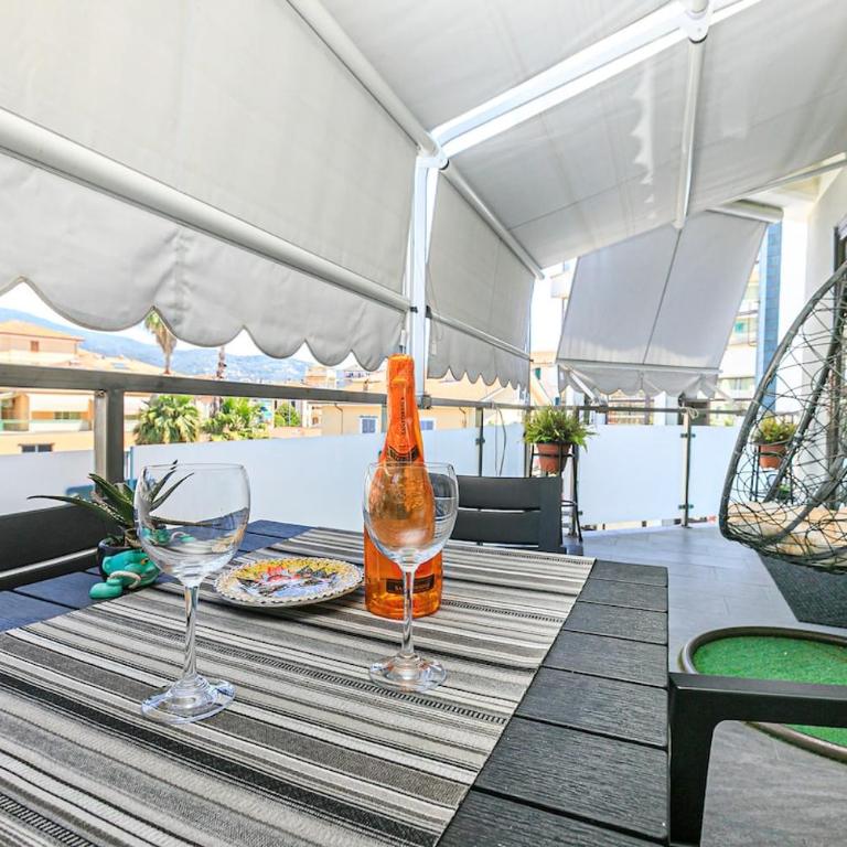 Design & Comfort with Fee Parking and AC - Appartamento con 1 Camera da Letto e Terrazza - 57