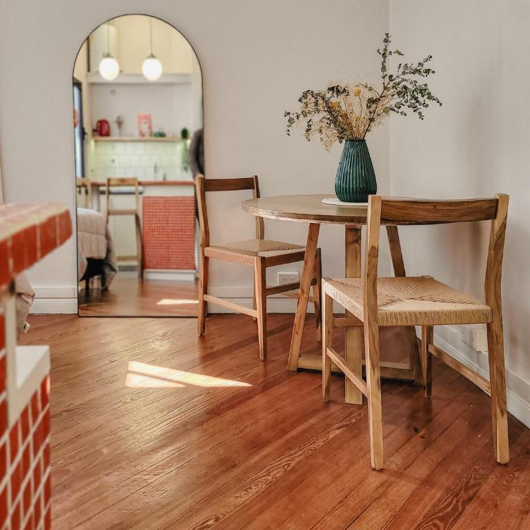 Encantador Estudio frente al Mercado de San Telmo - One-Bedroom Apartment - 13