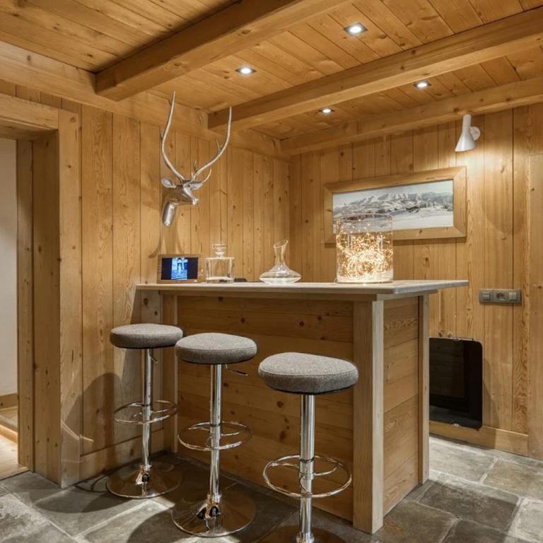 Very nice facing chalet with large terrace - Maison de Vacances - 17