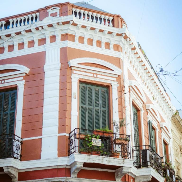 Encantador Estudio frente al Mercado de San Telmo - One-Bedroom Apartment - 20