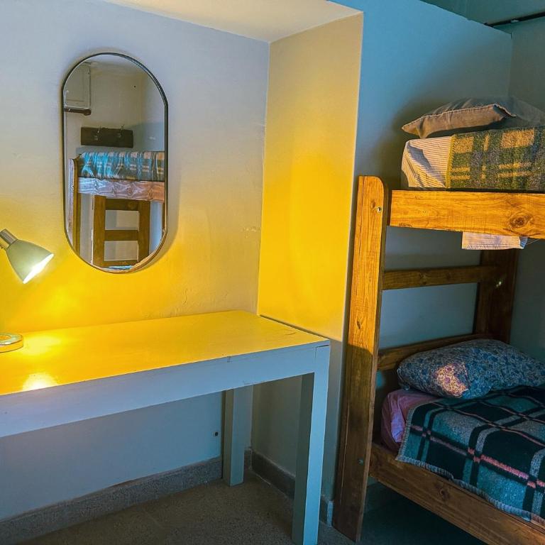 La vieja esquina - Habitación compartida femenina de 4 camas - 1