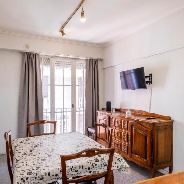 MAR y TRANQUILIDAD, 3 Ambientes a pasos del Casino y Torréon, FRENTE al MAR - Apartamento de 2 dormitorios - 6