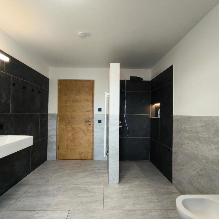SiLENA Dolomites - Appartamento con 2 Camere da Letto - 13