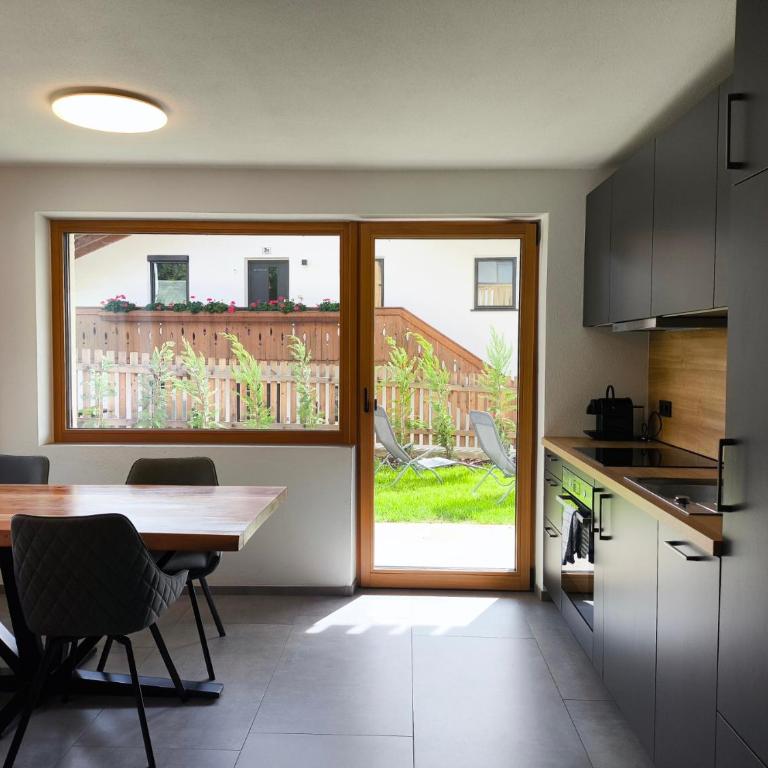 SiLENA Dolomites - Appartamento con 2 Camere da Letto - 7