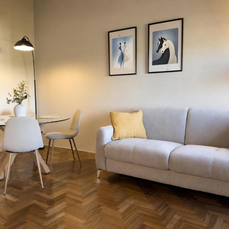 Tower View Suites & Sky Lofts - Collegio Ferdinando - Zimmer mit Kingsize-Bett - 12