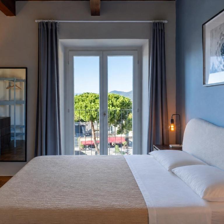 Tower View Suites & Sky Lofts - Collegio Ferdinando - Zimmer mit Kingsize-Bett - 21