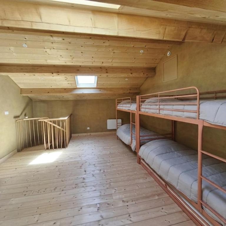 Maison de famille, le lac à 5 minutes à pied - Maison 2 Chambres - 6