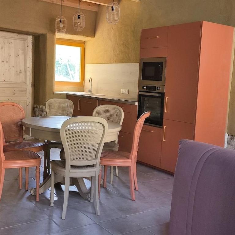 Maison de famille, le lac à 5 minutes à pied - Maison 2 Chambres - 17