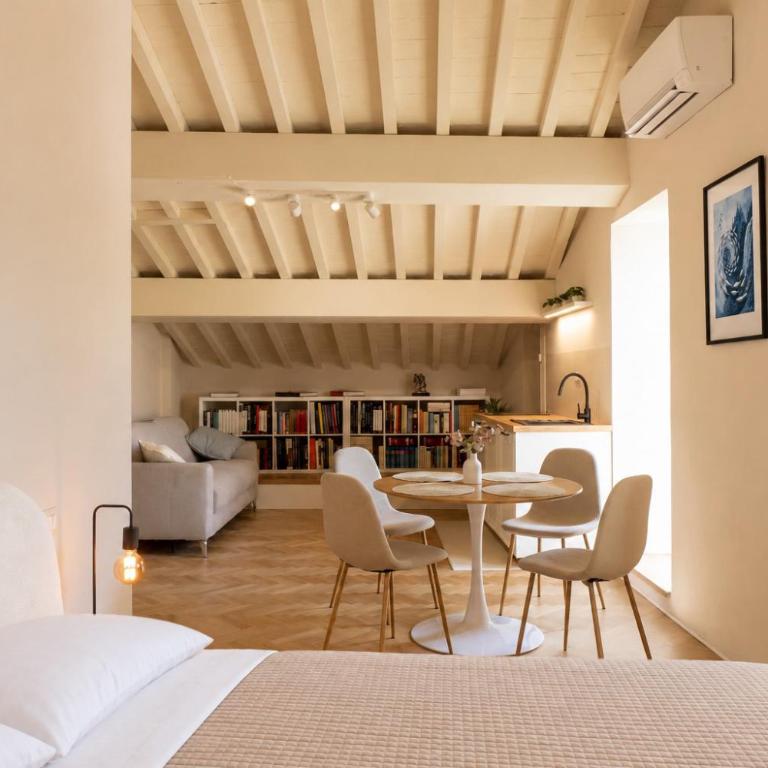 Tower View Suites & Sky Lofts - Collegio Ferdinando - Standard Zimmer mit Kingsize-Bett - 19