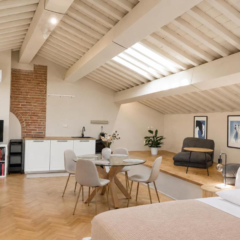 Tower View Suites & Sky Lofts - Collegio Ferdinando - Superior Zimmer mit Kingsize-Bett - 9