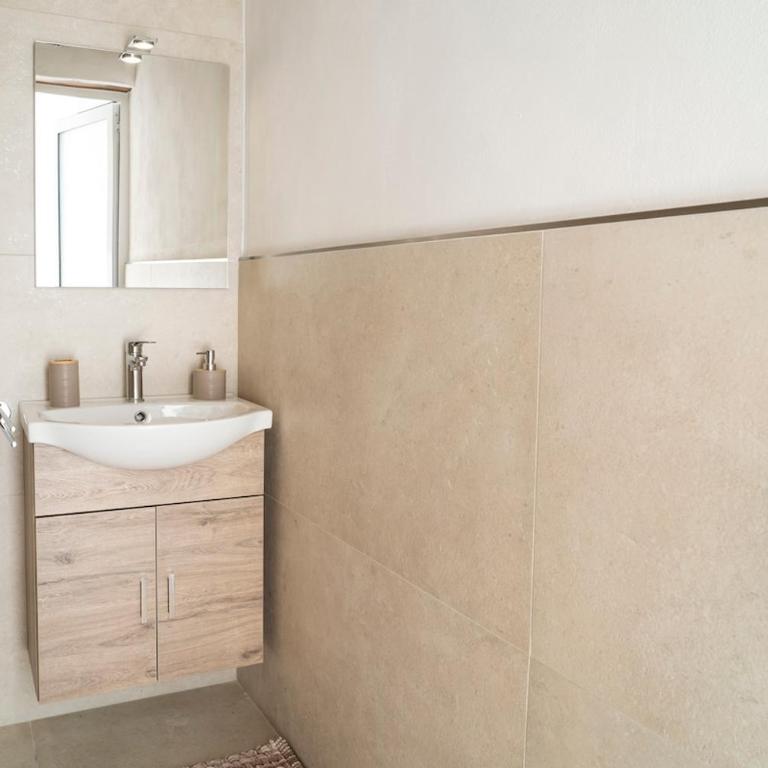 a due passi dal blu Sferracavallo appartamento Havana with a private terrace - Appartement - 25