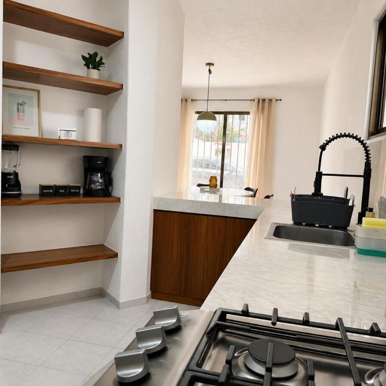 Gupy 26 - 3BR Beach House Steps from the Beach Near the Ferry - Haus mit 3 Schlafzimmern - 9