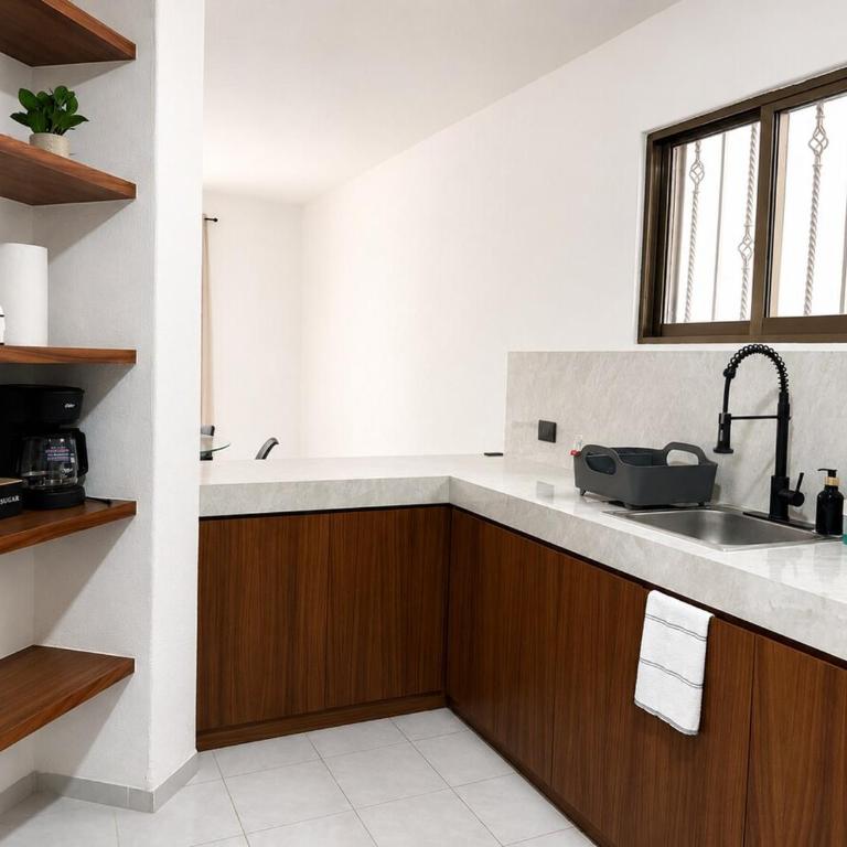 Gupy 26 - 3BR Beach House Steps from the Beach Near the Ferry - Haus mit 3 Schlafzimmern - 23