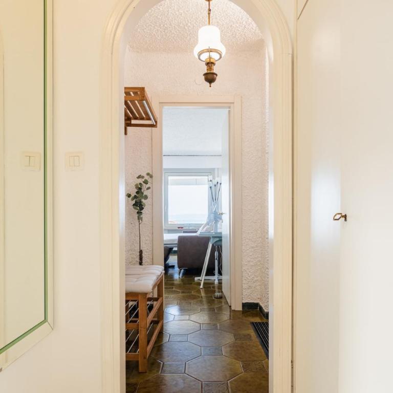 Apt for 4 Lake View, Terrace, WiFi and freeParking - Apartamento de 1 dormitorio - 9