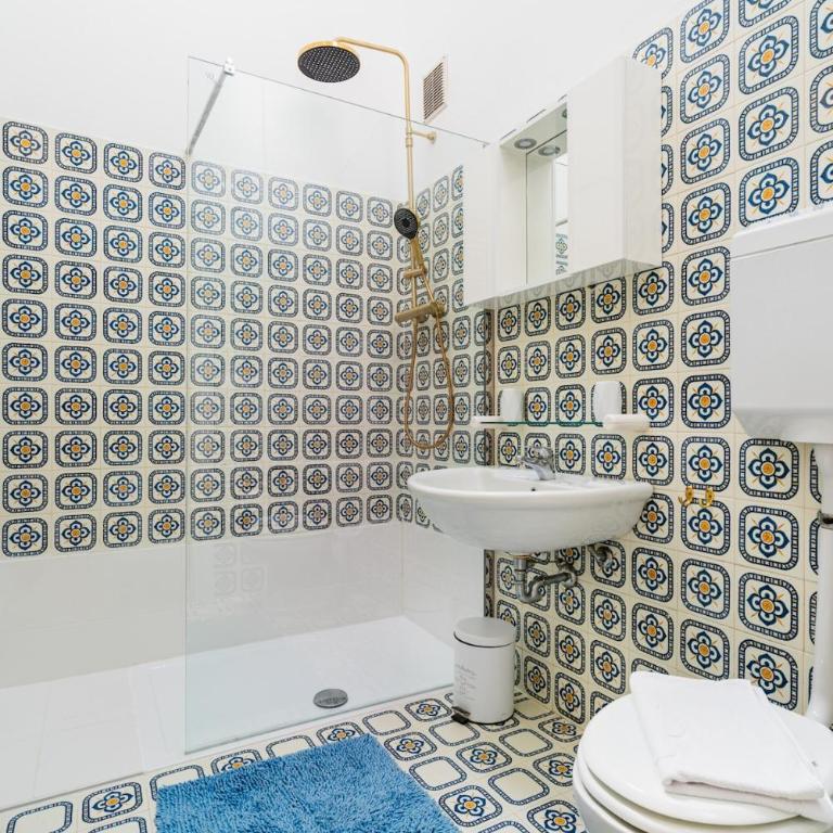 Apt for 4 Lake View, Terrace, WiFi and freeParking - Apartamento de 1 dormitorio - 12