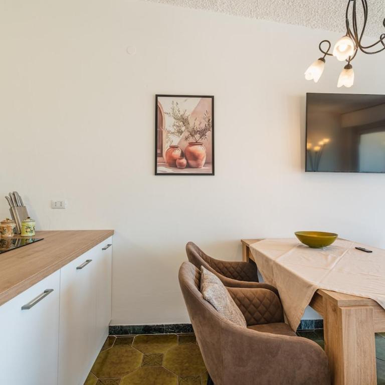 Apt for 4 Lake View, Terrace, WiFi and freeParking - Apartamento de 1 dormitorio - 15